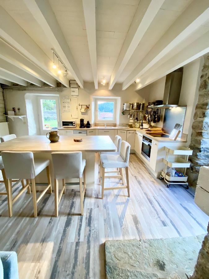 Gite De Groupe 160M2, 15P, Salle De Reception, Jardin, Terrasse Mazan-l'Abbaye Zewnętrze zdjęcie