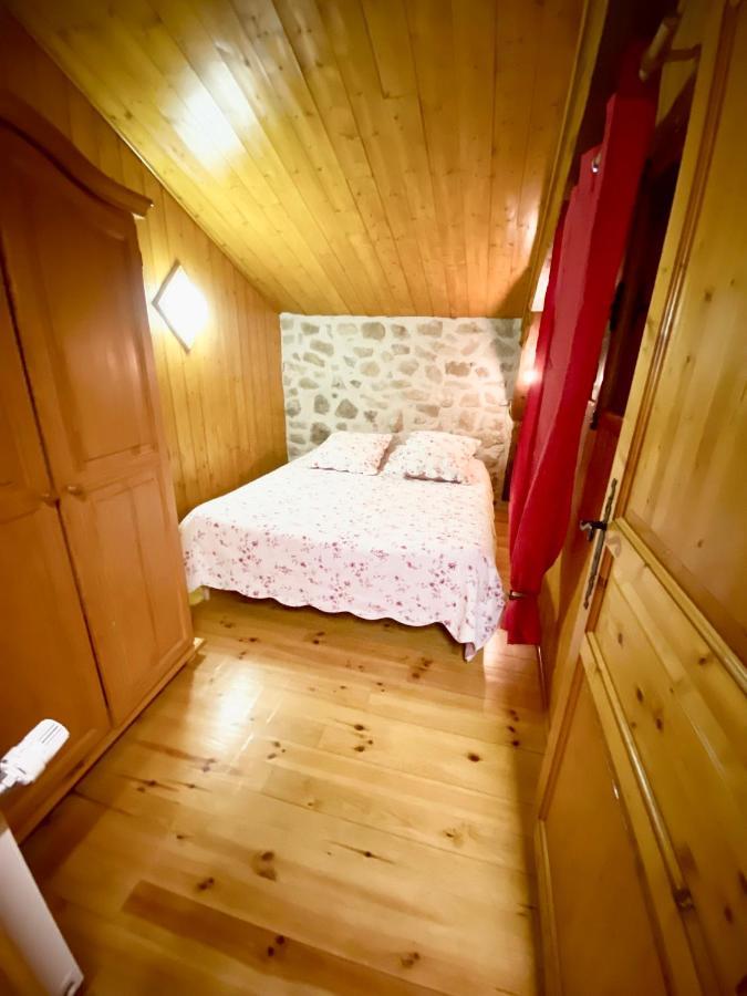 Gite De Groupe 160M2, 15P, Salle De Reception, Jardin, Terrasse Mazan-l'Abbaye Zewnętrze zdjęcie