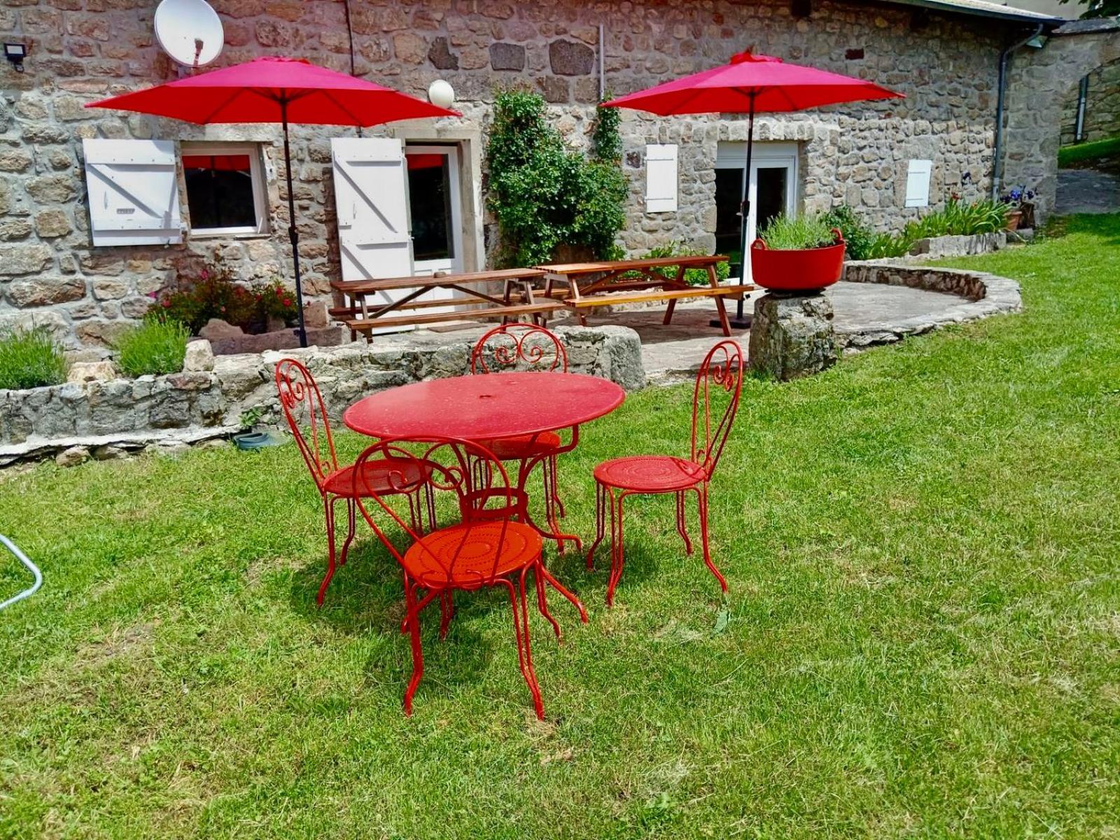 Gite De Groupe 160M2, 15P, Salle De Reception, Jardin, Terrasse Mazan-l'Abbaye Zewnętrze zdjęcie